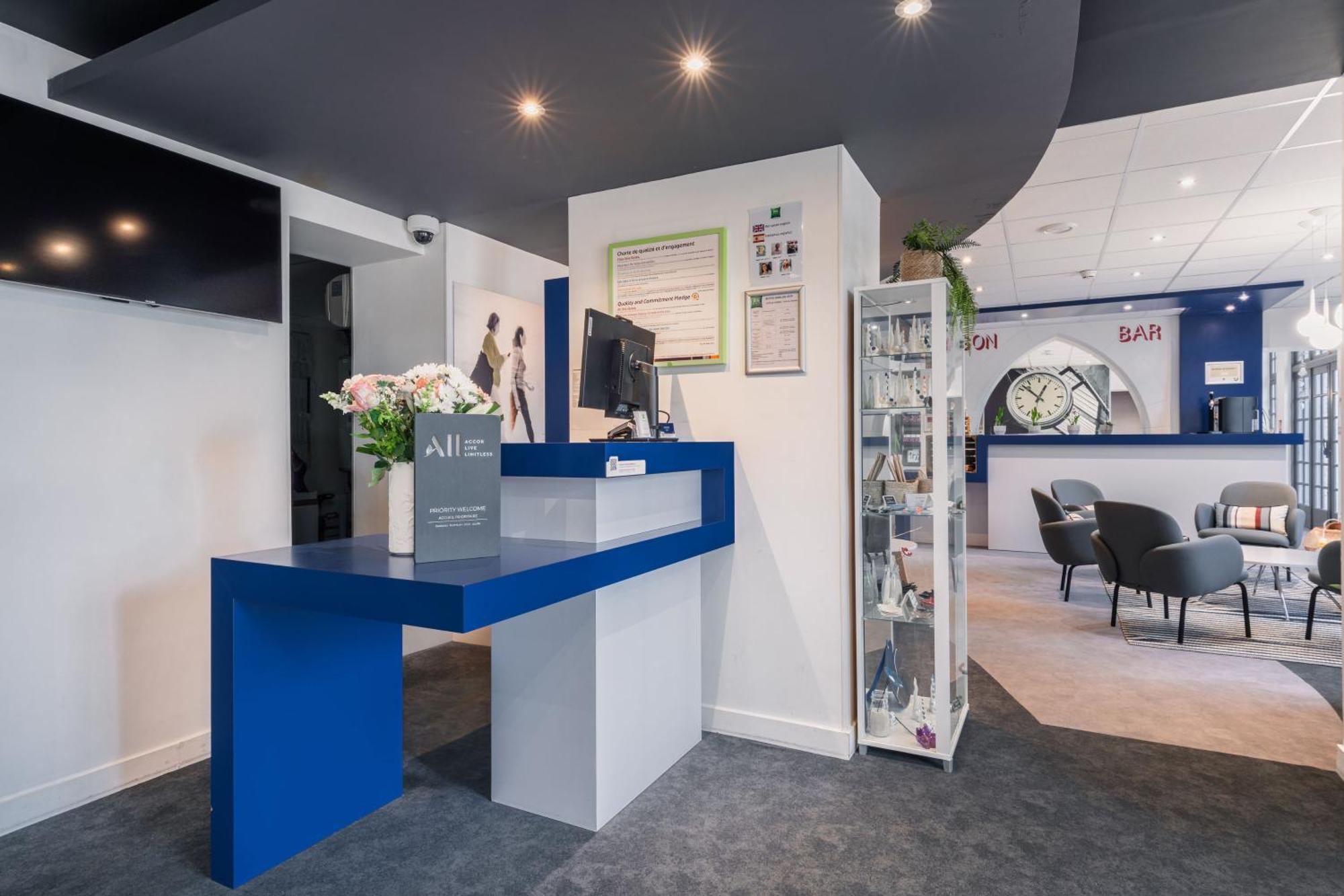Ibis Styles Vannes Gare Centre Bagian luar foto