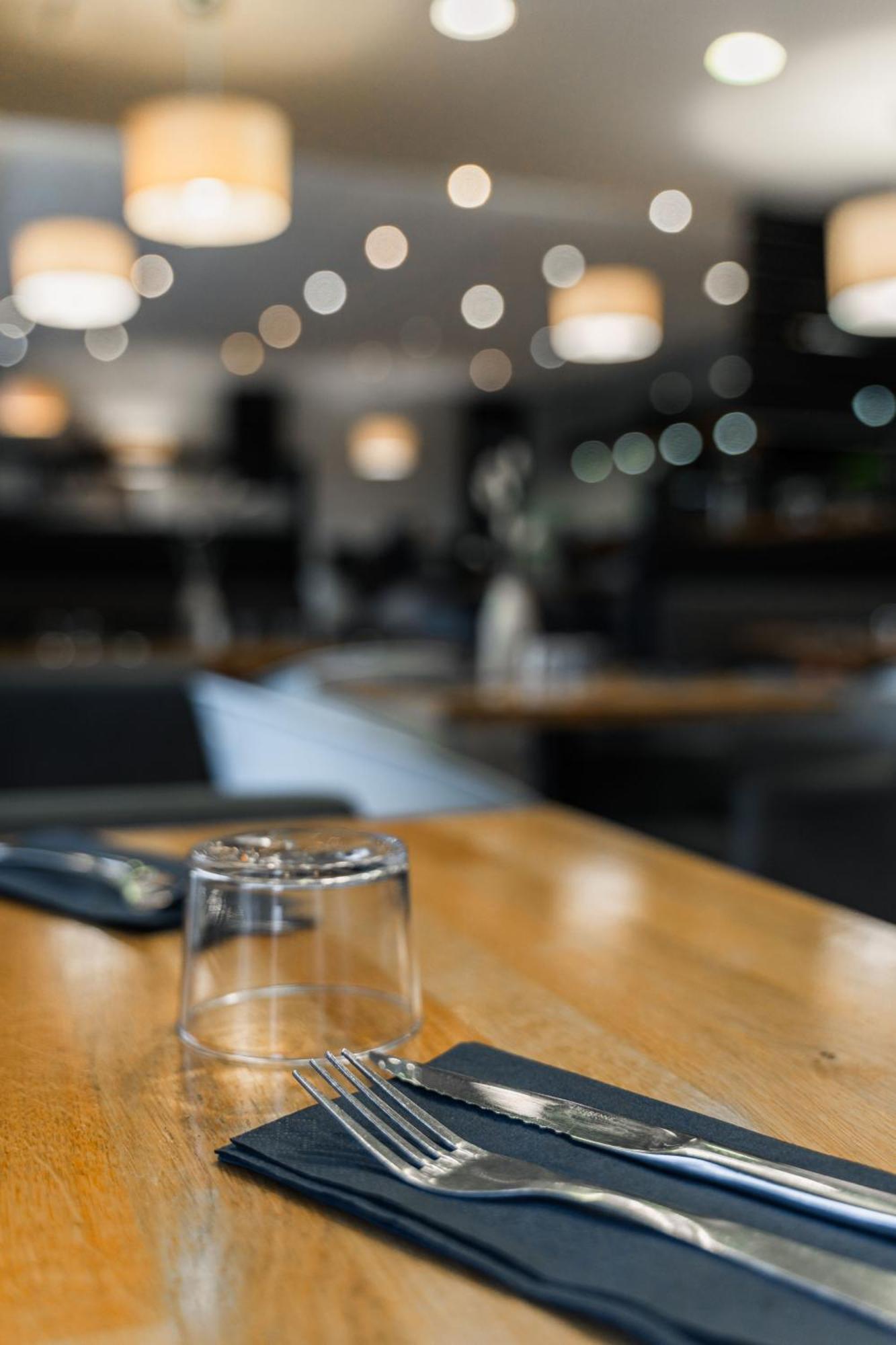 Ibis Styles Vannes Gare Centre Bagian luar foto