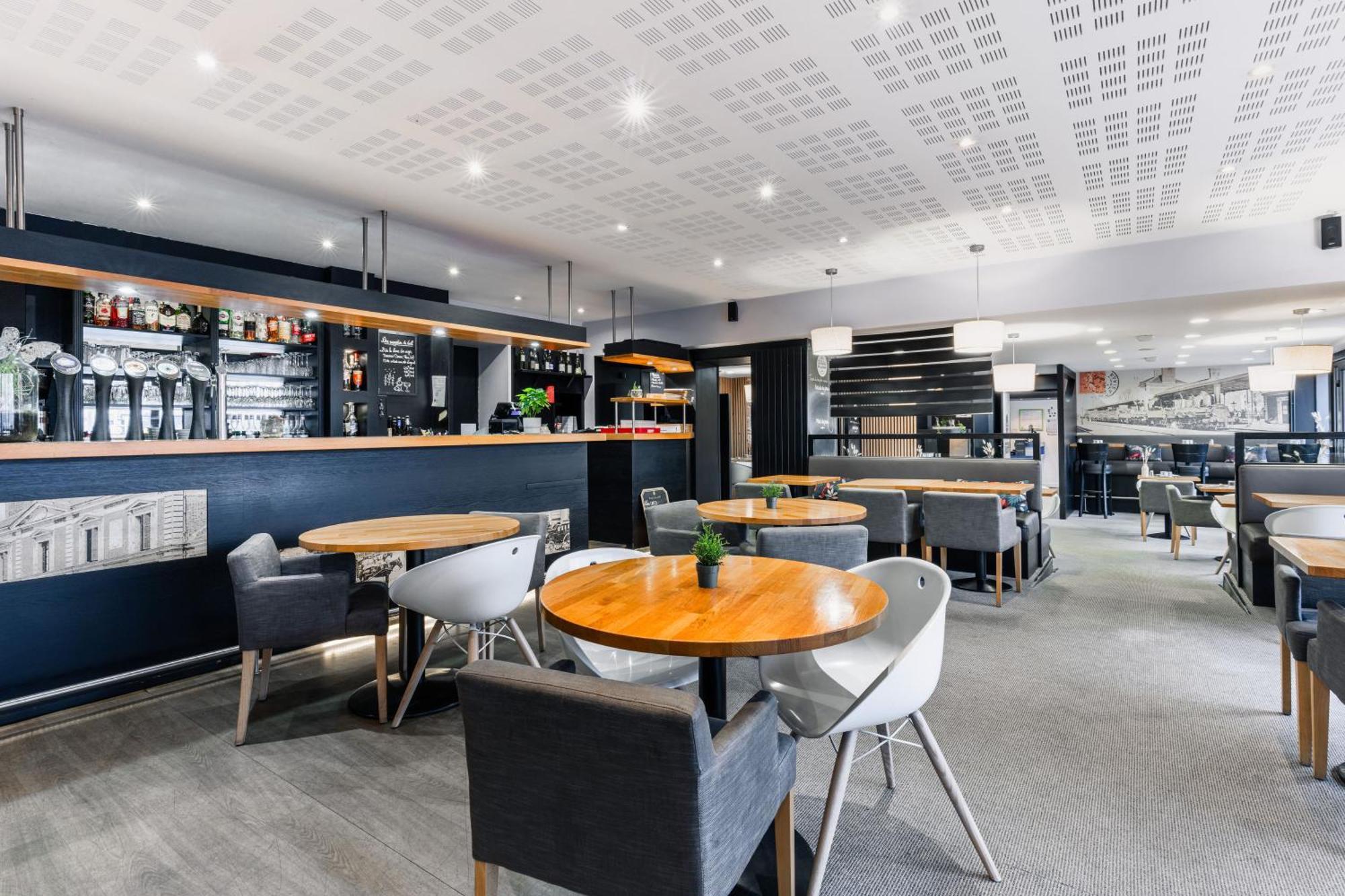 Ibis Styles Vannes Gare Centre Bagian luar foto