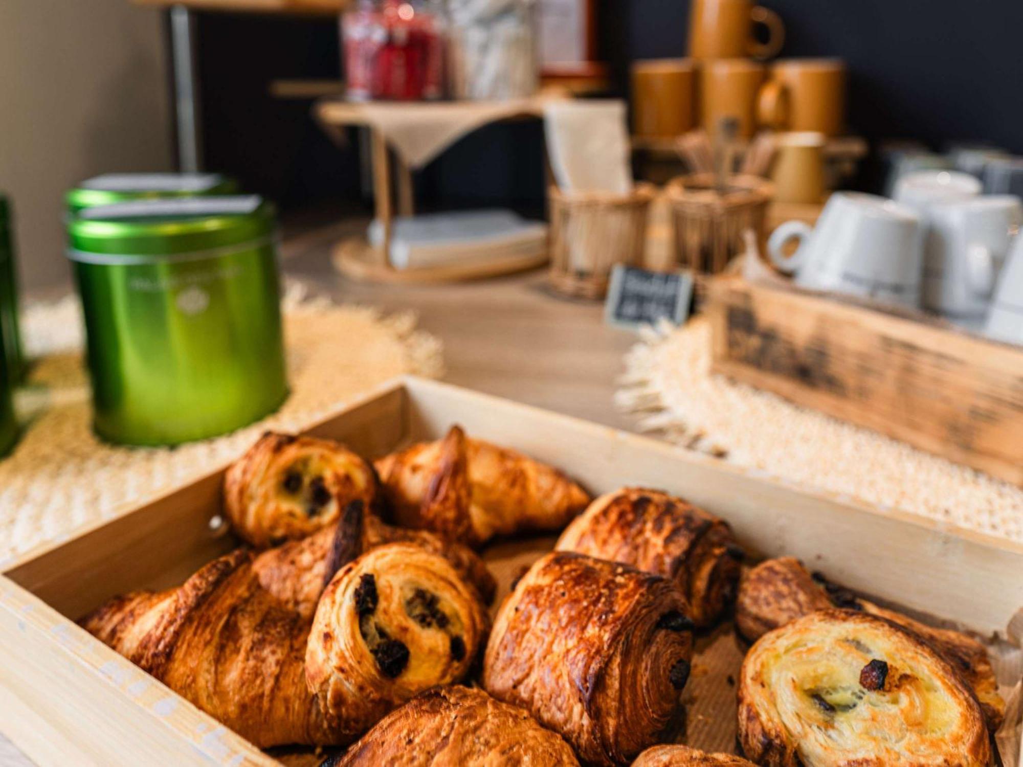 Ibis Styles Vannes Gare Centre Bagian luar foto