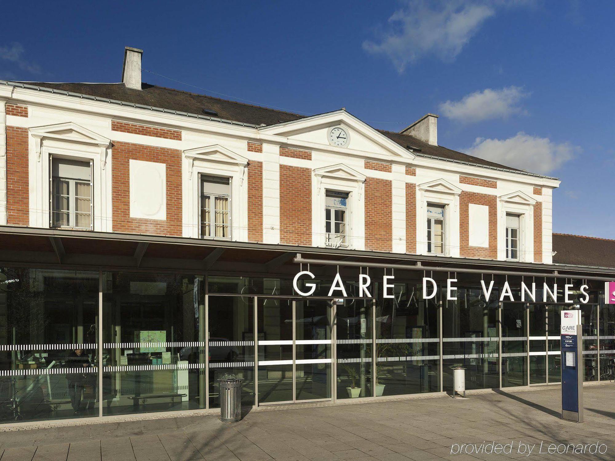 Ibis Styles Vannes Gare Centre Bagian luar foto